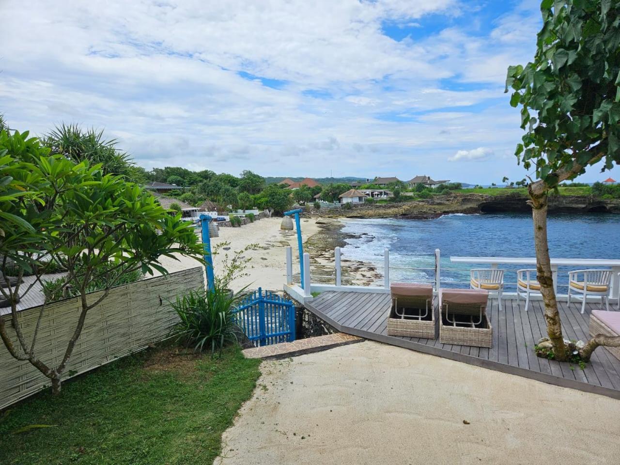 Villa Waru Nusa Lembongan  Luaran gambar